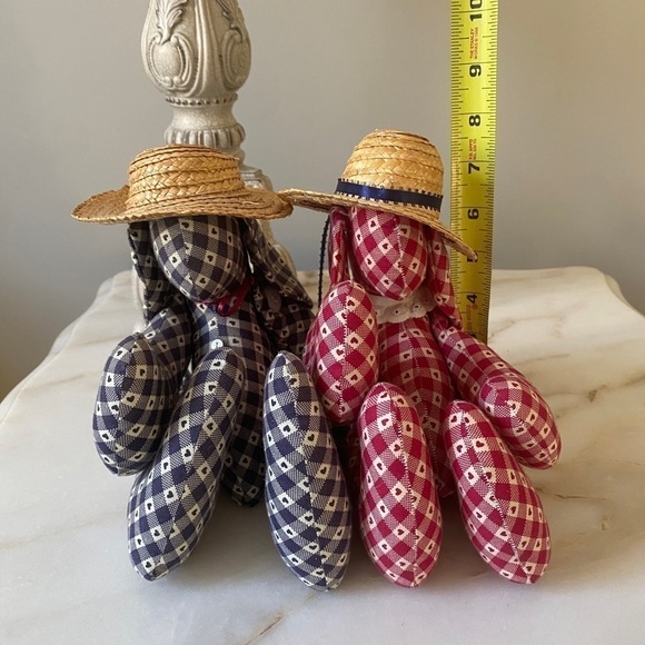 Jointed Bunnies with Straw Hats Folk Country Red & Blue Checked Heart Calico - Picture 8 of 11
